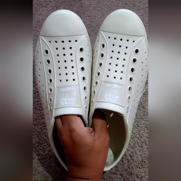 Star Wars x Native Grogu Shoes Size M7/W9 New without tags - Picture 5 of 7